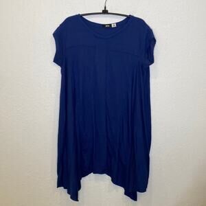 BDG Cap Sleeve Shark Bite Hem T-Shirt EUC Sz M Casual Stretchy Contemporary